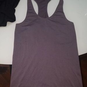 Under armour tank